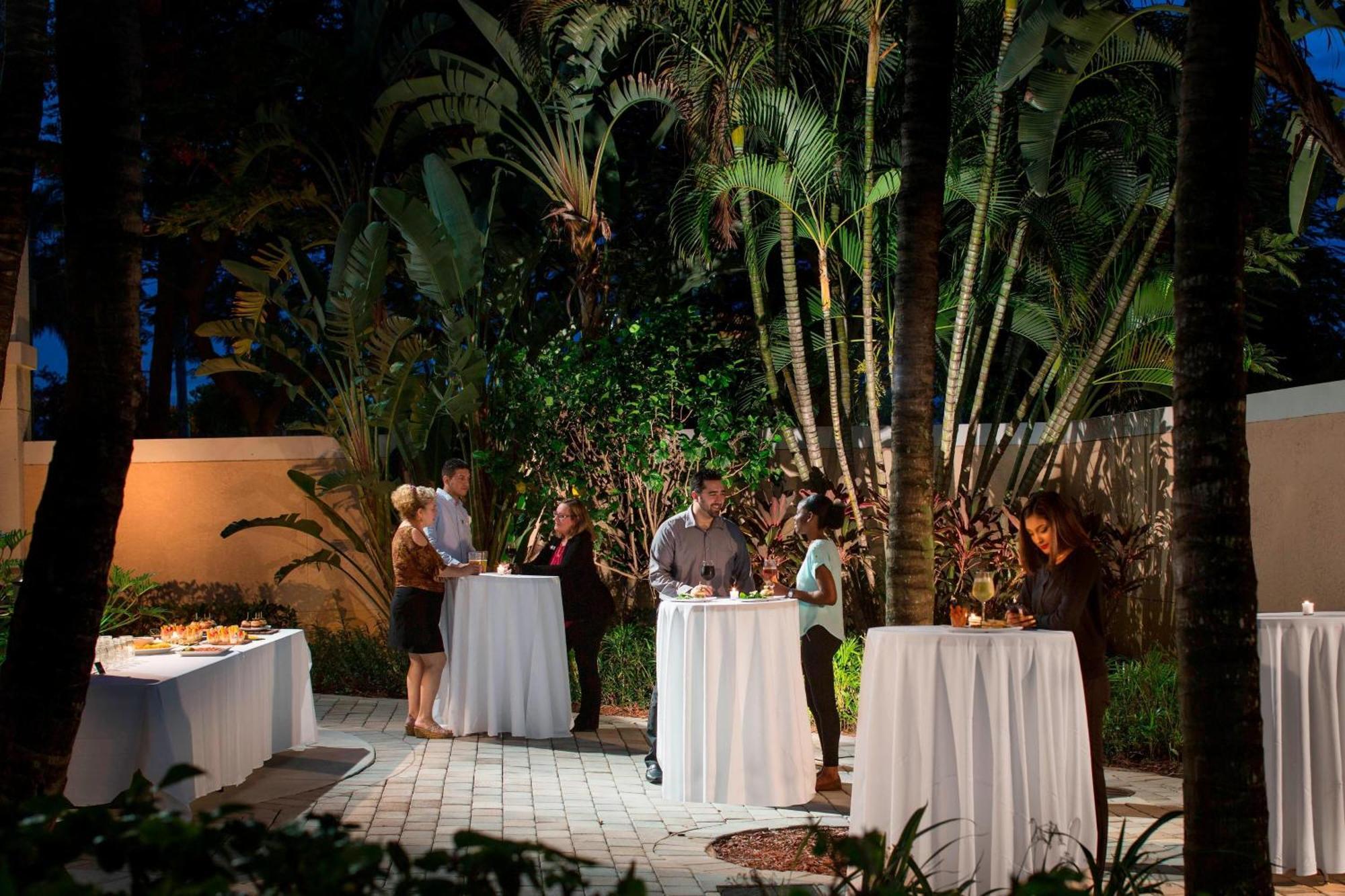 Courtyard By Marriott Fort Lauderdale Airport & Cruise Port Dania Beach Buitenkant foto