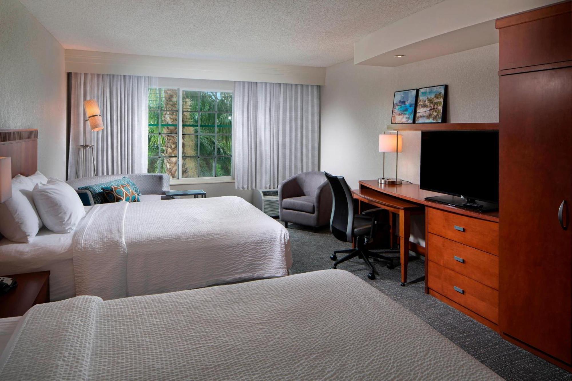 Courtyard By Marriott Fort Lauderdale Airport & Cruise Port Dania Beach Buitenkant foto