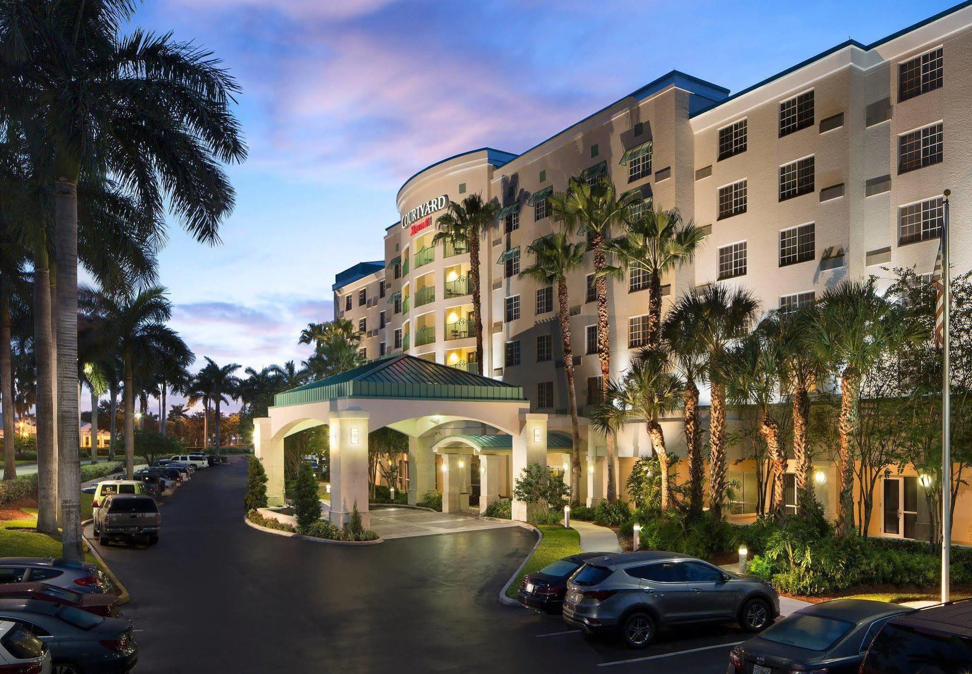 Courtyard By Marriott Fort Lauderdale Airport & Cruise Port Dania Beach Buitenkant foto