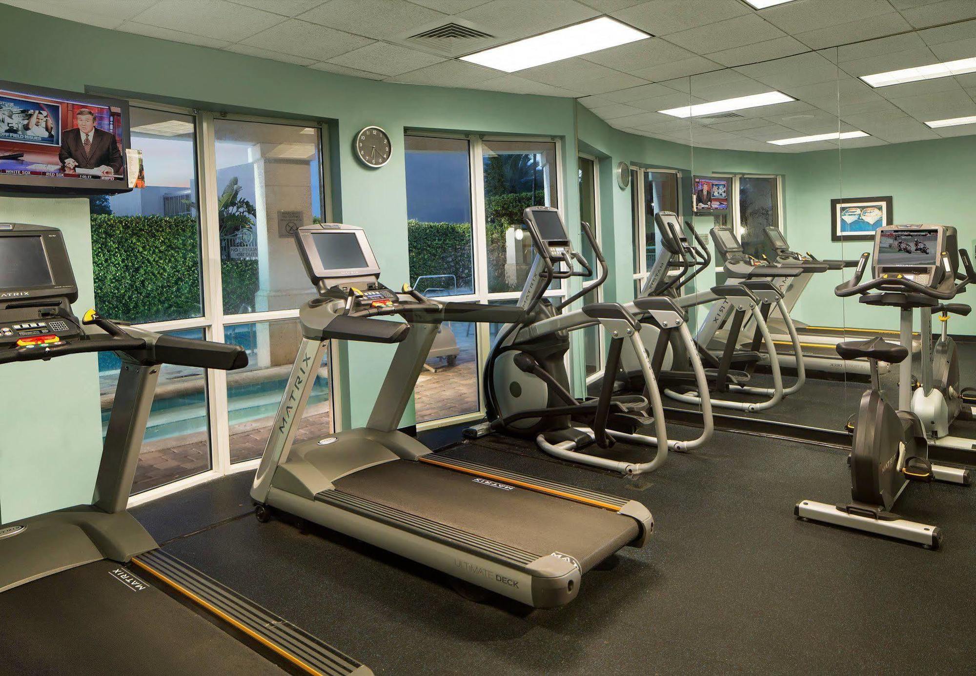 Courtyard By Marriott Fort Lauderdale Airport & Cruise Port Dania Beach Buitenkant foto
