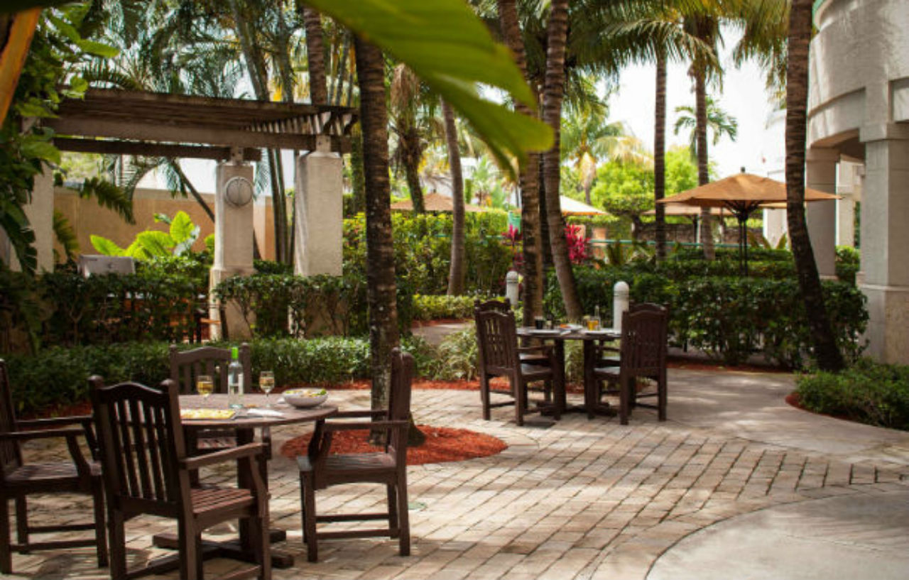 Courtyard By Marriott Fort Lauderdale Airport & Cruise Port Dania Beach Buitenkant foto